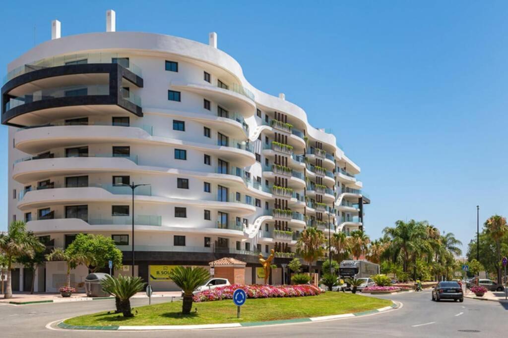 Keywise Family Luxury Infinity Beach & Golf Estepona Buitenkant foto